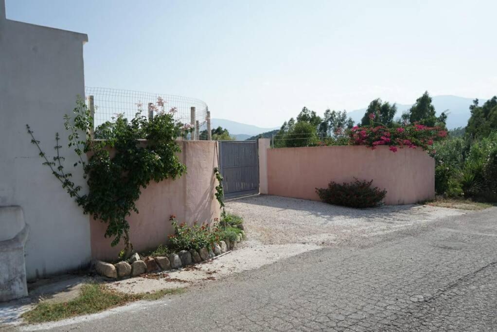 Countryside Villa In Sardinia Triei Exterior foto